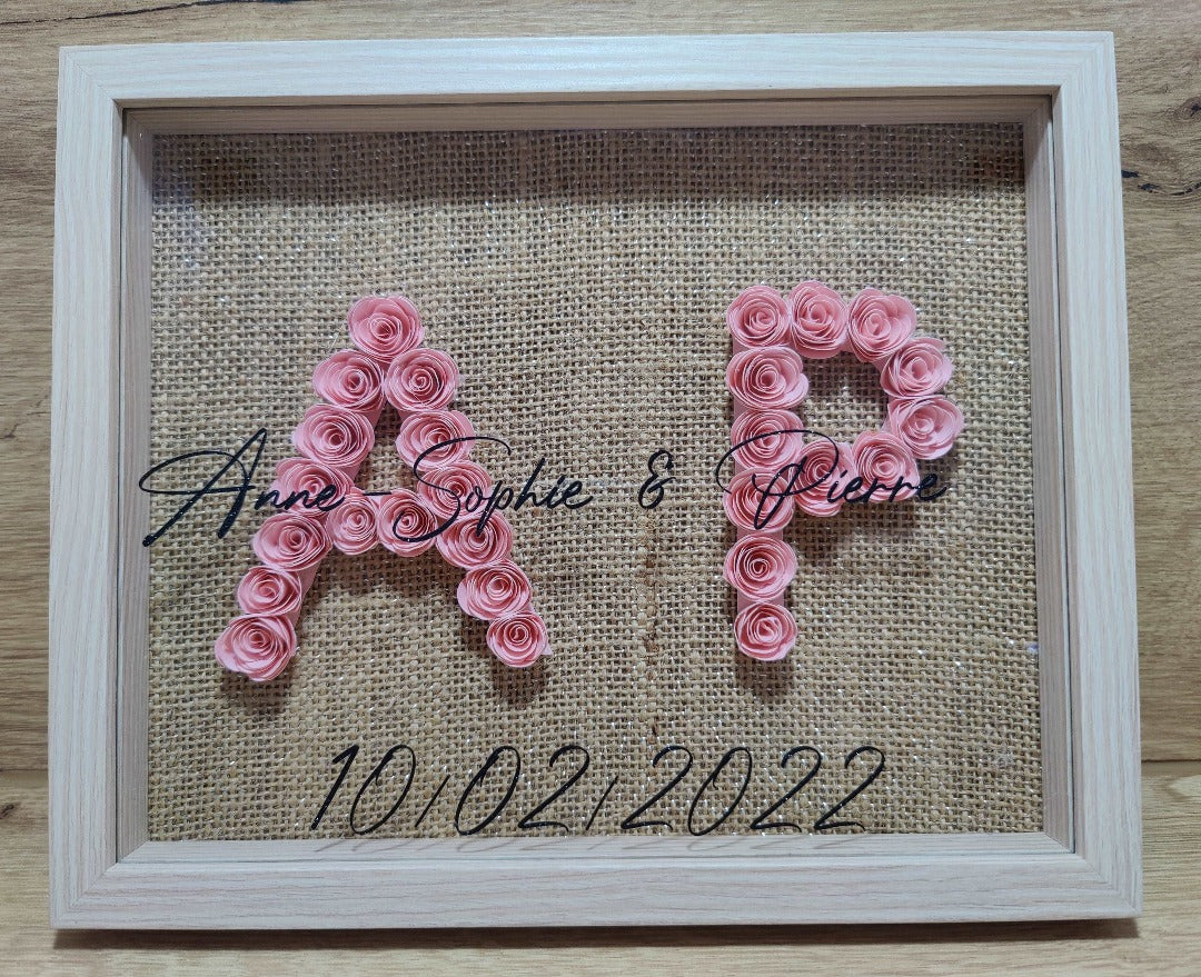 Meacrea créations cadre personnalises initiales fleurs eternelles saint valentin anniversaire couple