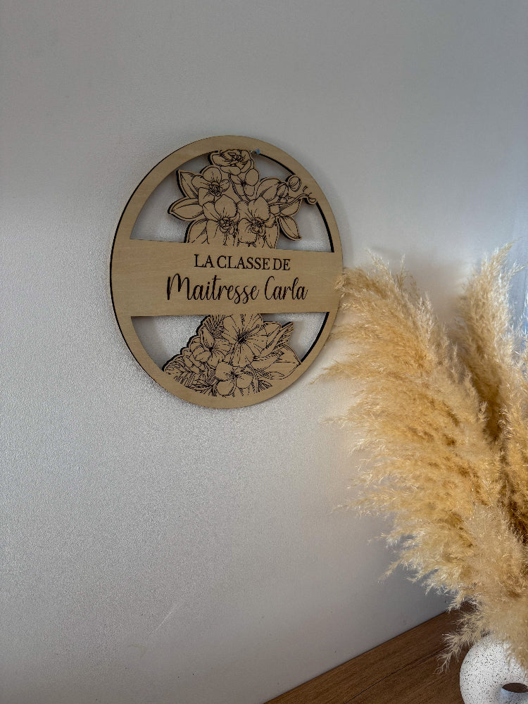 Couronne en bois personnalisée avec texte gravé pour plaque de porte