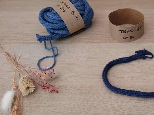 fil tricotin deja fait pour loisirs creatifs