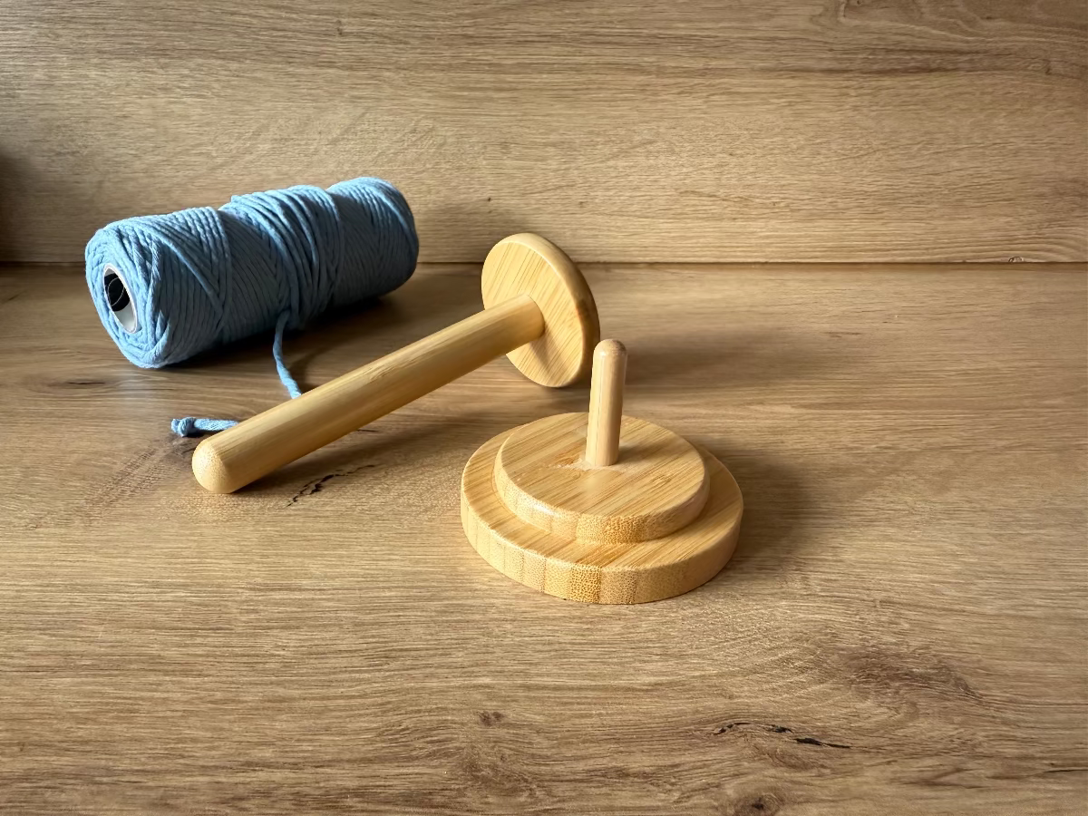 derouleur de bobine en bois bambou 2