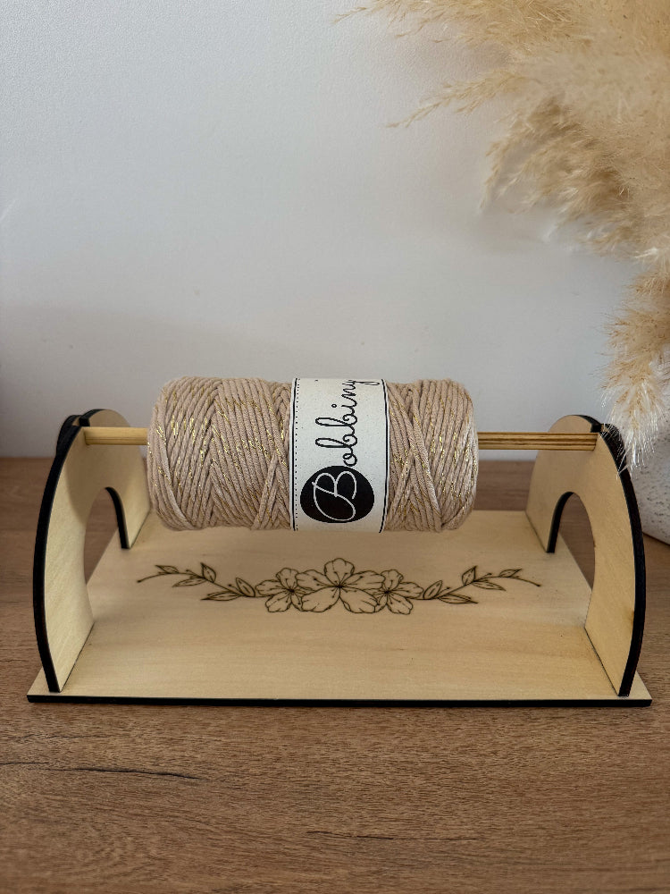 Dérouleur à bobines en bois MeaCrea pour crochet, accueille 1 bobine, 2 fils T-shirt ou un fil Lurex avec un fil T-shirt