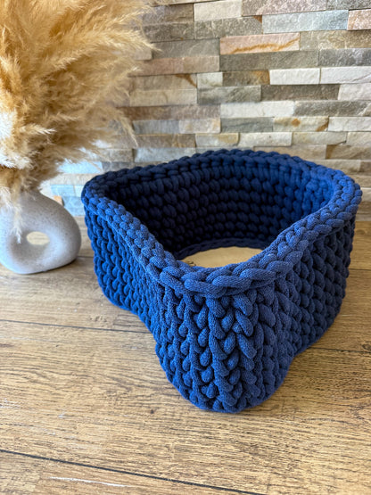 Panier bébé personnalisé avec fond en bois gravé et forme de nounours

